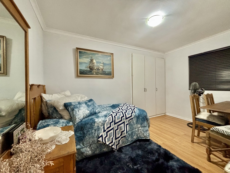 3 Bedroom Property for Sale in Loucharmante Western Cape